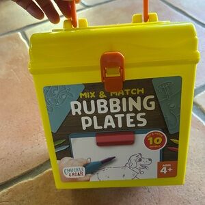 Chuckle & Roar “Mix & Match” Rubbing Plates (toy, art)